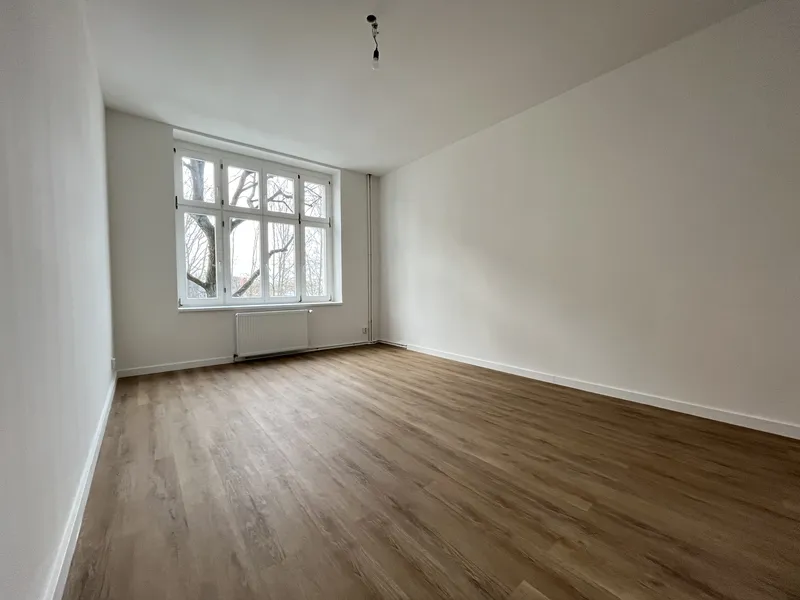 Tolle 3 Zimmer Altbauwohnung in Schöneweide, 85 m², 1. OG, mit Balkon — photo 1